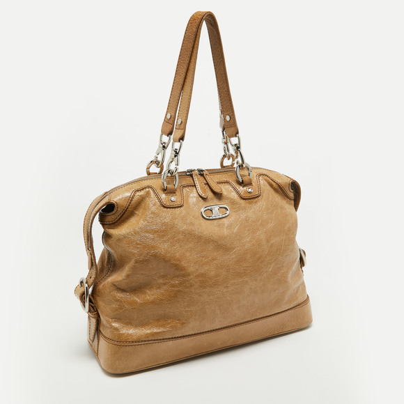 CELINE Beige Crinkled Patent Leather Macadam Logo Bag - Picture 3 of 8